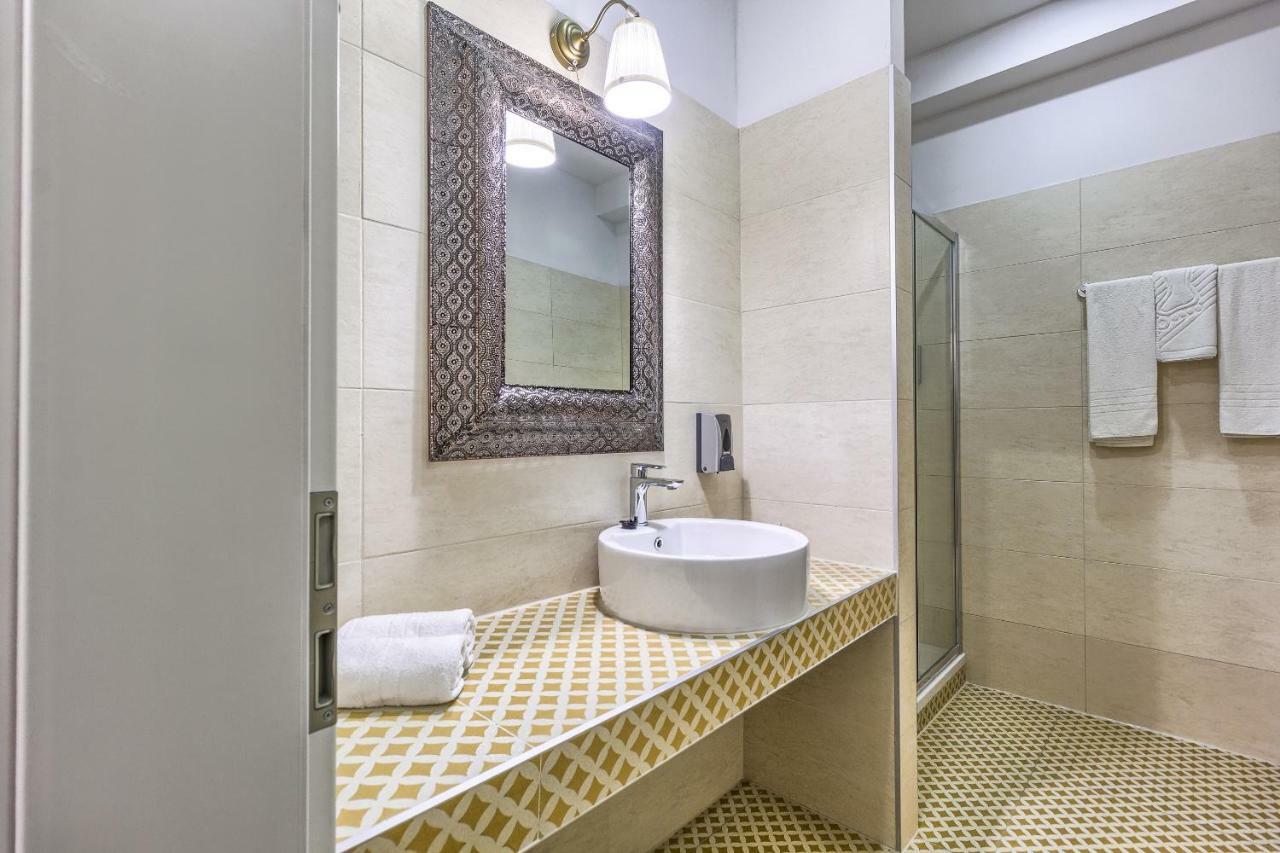 Split Urban Rooms III Luaran gambar