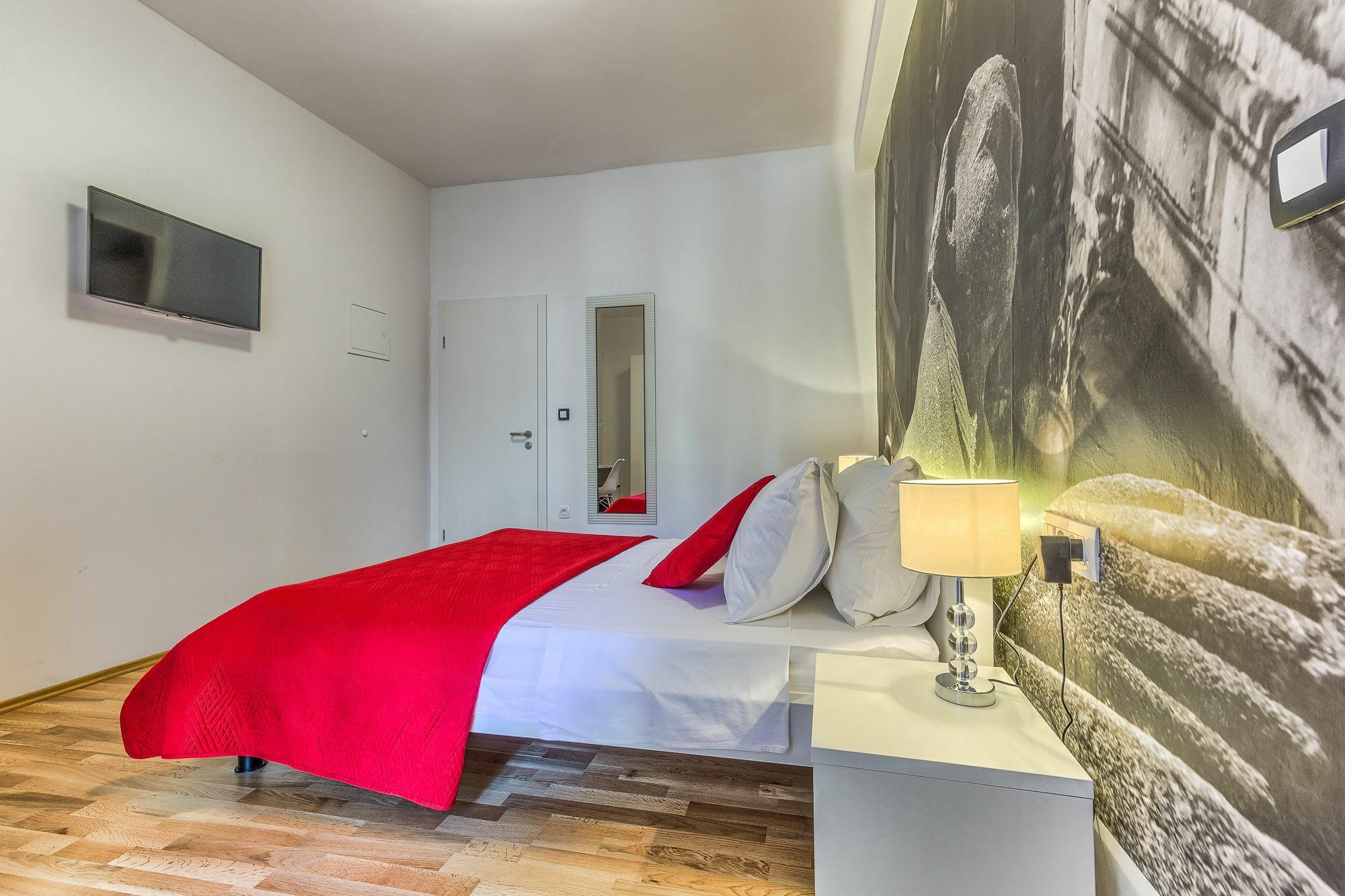 Split Urban Rooms III Luaran gambar